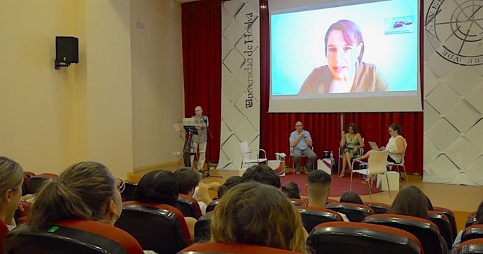 La Facultad de Enfermería de la Universidad de Huelva orienta a su alumnado para decidir su futuro académico y profesional.