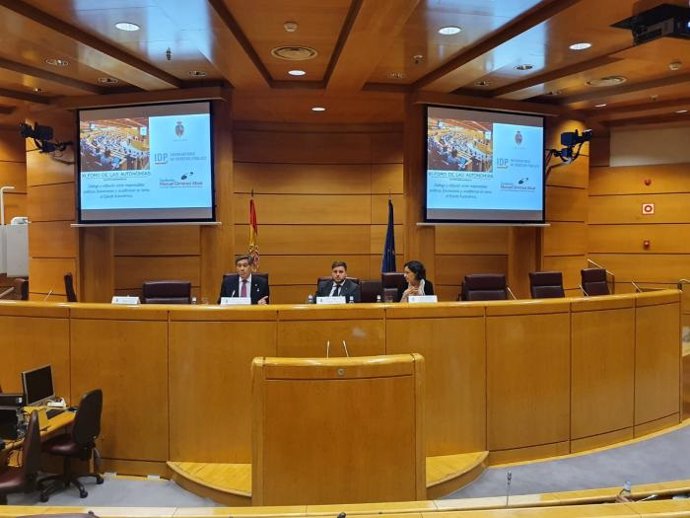 Aliaga expone en el XI Foro de las Autonomías del Senado la gestión de los 1.400 millones de Fondos Europeos en Aragón