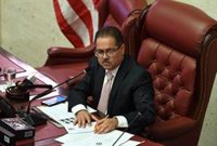 El líder del la oposición de Puerto Rico anuncia una votación interna para elegir la relación con EEUU