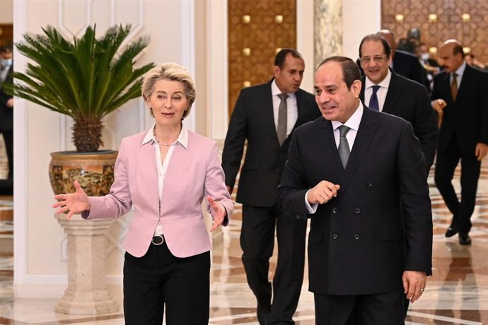 Ursula von der Leyen y Abdelfatá al Sisi 