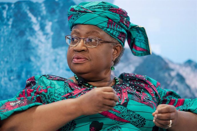 HANDOUT - 25 May 2022, Switzerland, Davos: Director-General, World Trade Organization (WTO) Ngozi Okonjo-Iweala speaks during a discussion panel at the World Economic Forum Annual Meeting in Davos-Klosters. Photo: Manuel Lopez/World Economic Forum/dpa -
