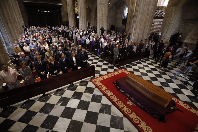 Funeral por el eterno descanso del arzobispo emérito de Oviedo, monseñor Gabino Díaz Merchán.