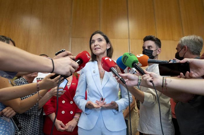 La ministra de Industria, Comercio y Turismo, Reyes Maroto, en imagen de archivo