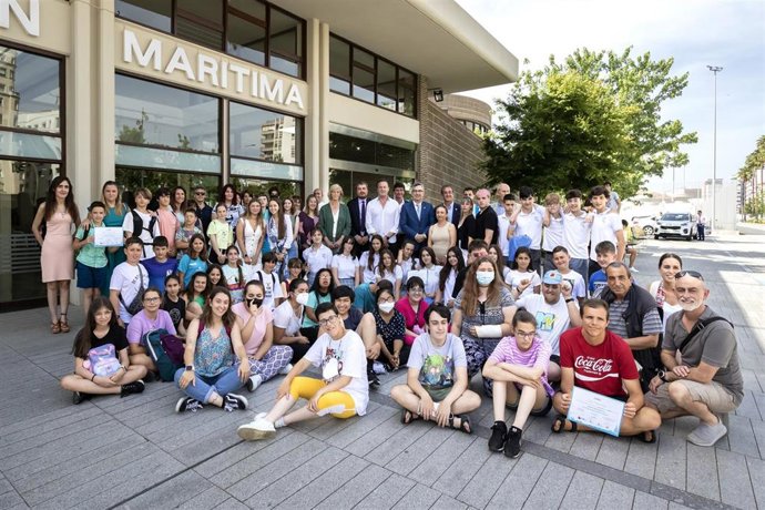 Los Consejeros De Educación Y Formación Profesional, Marina Lombó, De Desarrollo Rural, Ganadería, Pesca, Alimentación Y Medio Ambiente, Guillermo Blanco Asisten A La Entrega De Premios Del I Concurso De Sostenibilidad Marítima