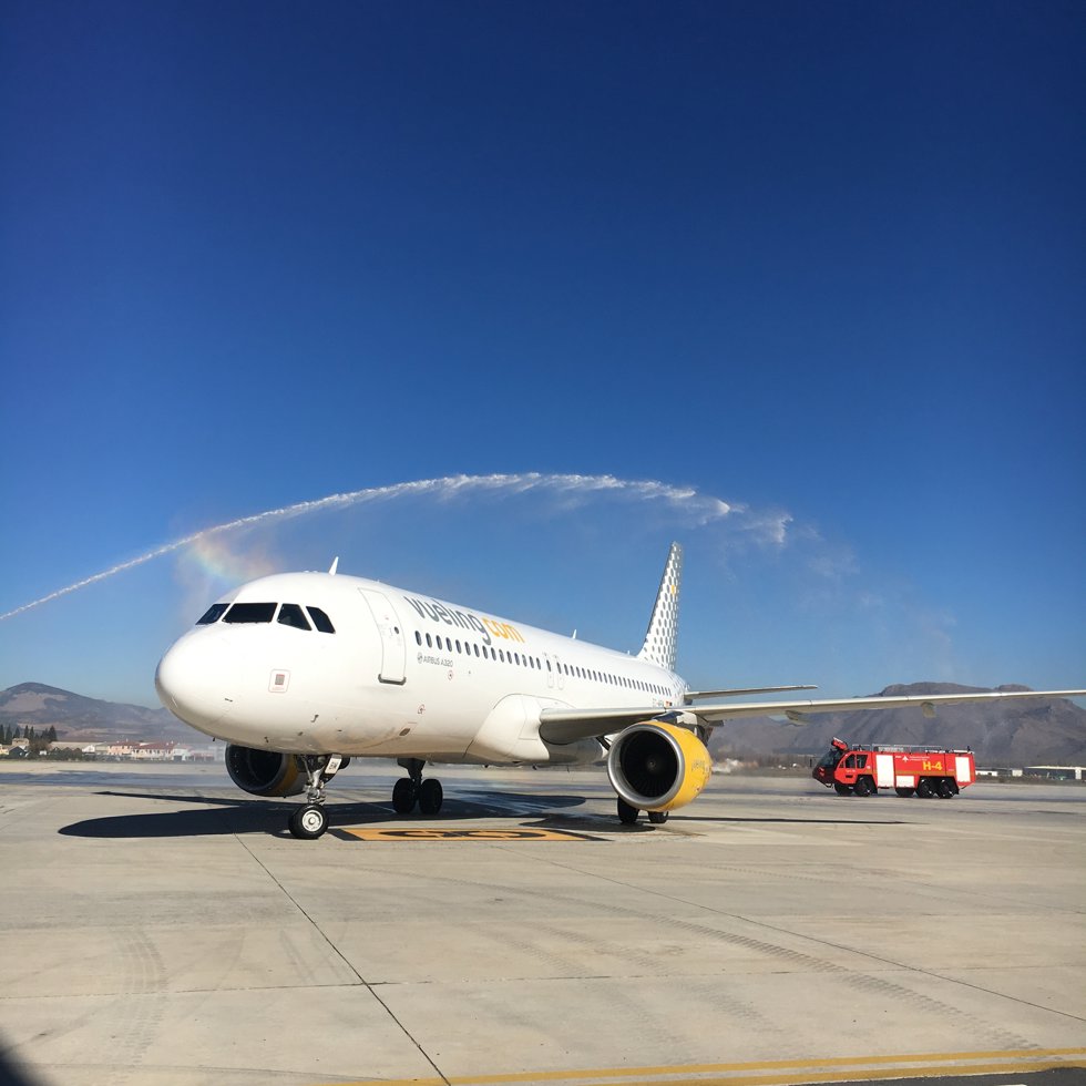 Archivo - Avión