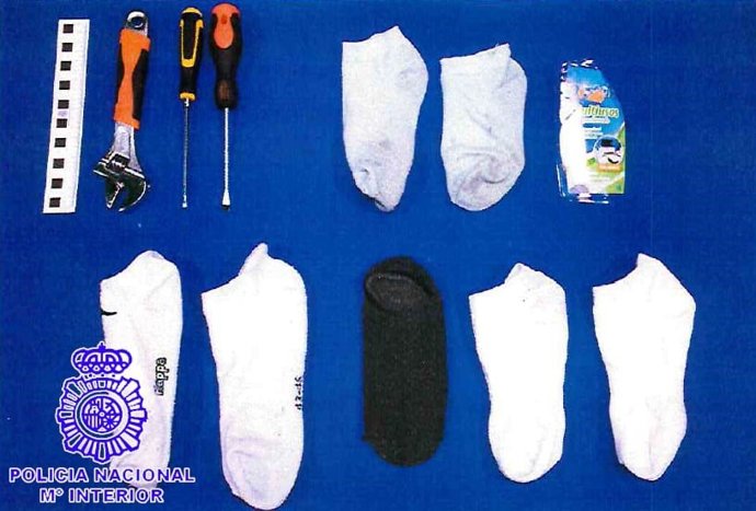 Efectos ocupados a los tres presuntos ladrones.