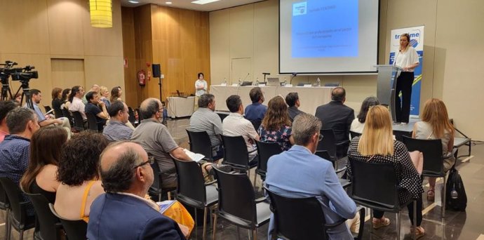 La consejera de Economía, Planificación y Empleo, Marta Gastón,  participa en Madrid en la inauguración de la jornada de Tradime sobre enfermedades profesionales