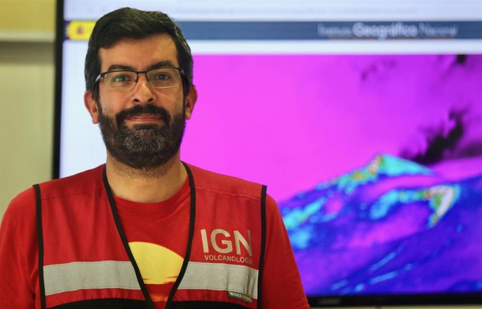 Archivo - El sismólogo del IGN, Itaiza Domínguez