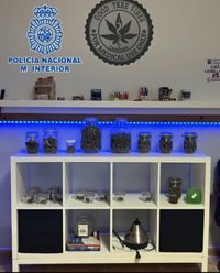 Detenidas cuatro personas en Los Barrios (Cádiz) como presuntas responsables de un punto de venta de drogas