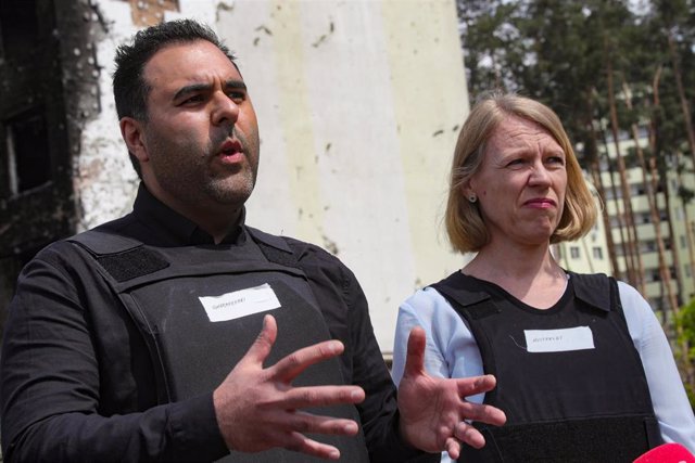 El presidente del Parlamento noruego, Masud Gharahkhani, y la ministra de Asuntos Exteriores, Anniken Huitfeldt.