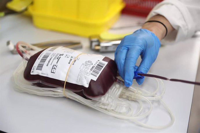 Una bolsa de sangre durante el Día Mundial del Donante de Sangre 2022,.