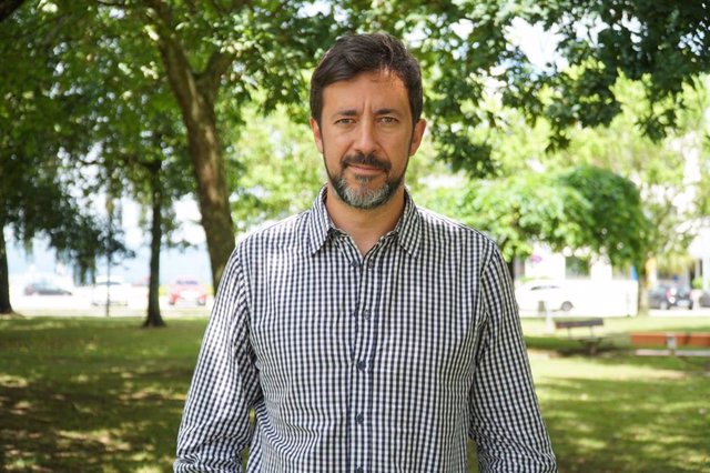 El secretario xeral de Podemos Galicia, Antón Gómez Reino