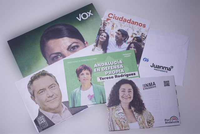 Publicitat electoral de cara a les eleccions del 19 de juny del 2022 a la Junta d'Andalusia