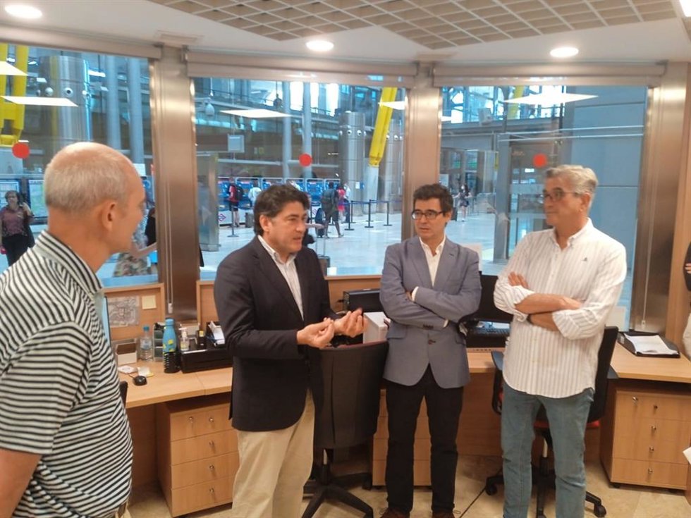 Comunidad anuncia una mayor frecuencia de autobuses y trenes en la cumbre de la OTAN: "Especialmente en la línea 8".