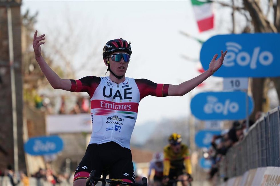 Archivo - El ciclista esloveno Tadej Pogacar (UAETeam Emirates)