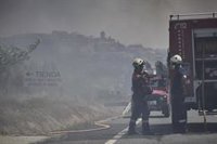 Más de 700 personas de una decena de localidades siguen evacuadas por los incendios en Navarra