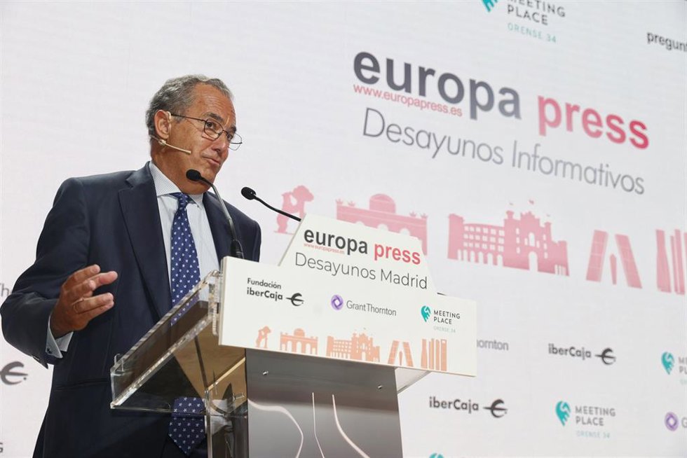 El vicepresidente, consejero de Educación, Universidades y Ciencia, y portavoz del Gobierno de la Comunidad de Madrid, Enrique Ossorio, interviene en un desayuno informativo de Europa Press Madrid, en el Auditorio Meeting Place, a 20 de junio de 2022, e