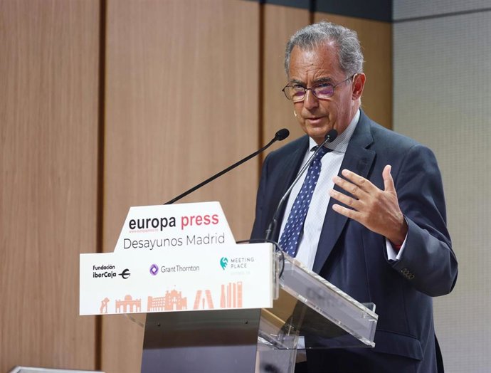 El vicepresidente, consejero de Educación, Universidades y Ciencia, y portavoz del Gobierno de la Comunidad de Madrid, Enrique Ossorio, interviene en un desayuno informativo de Europa Press Madrid, en el Auditorio Meeting Place, a 20 de junio de 2022, e