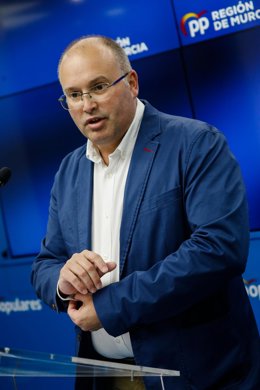 El vicesecretario general de Organización del Partido Popular, Miguel Tellado, interviene en la Junta Directiva Autonómica, a 15 de junio de 2022, en Murcia (España). El Partido Popular de la Región de Murcia convoca a la Junta Directiva Autonómica con 