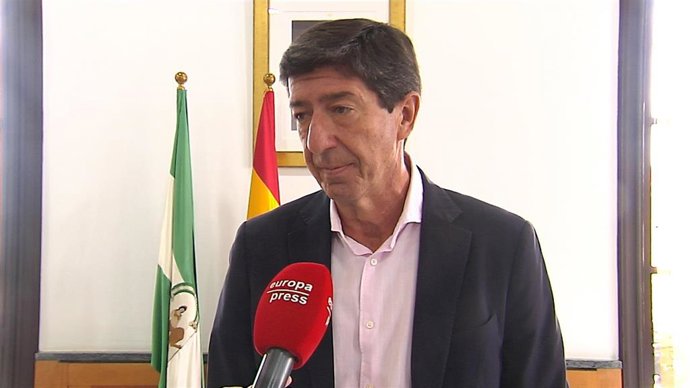 El vicepresidente de la Junta en funciones y candidato de Cs en las elecciones de 19 de junio, Juan Marín, este lunes en una entrevista con Europa Press Televisión.