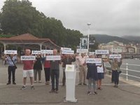 Familiares de presos de ETA presionan para acercar a otros 65 condenados por terrorismo a cárceles próximas a Euskadi