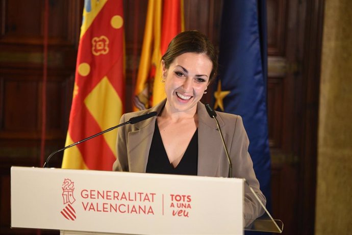Archivo - La directora de Relaciones con Les Corts, Ana Domínguez, comparece tras tomar posesión como vicesecretaria general del PSPV-PSOE
