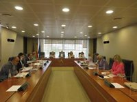 La Asamblea pide impulsar el Puerto de Cartagena como principal vía logística para las empresas que operan en la Región