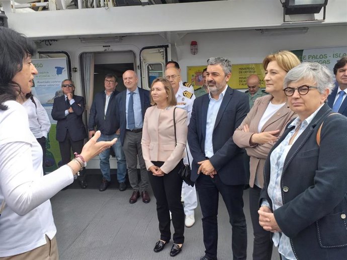 La directora general de Pesca Sostenible de España, María Isabel Artime,  el consejero de Medio Rural y Cohesión Territorial del Principado, Alejandro Calvo, la delegada del Gobierno , Delia Losa, y la alcaldesa de Gijón, Ana González, en el 'Intermares'