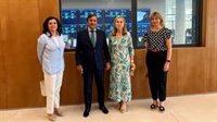 Cofares recibe la visita de Ana Pastor y Elvira Velasco para conocer el modelo de distribución farmacéutico cooperativo