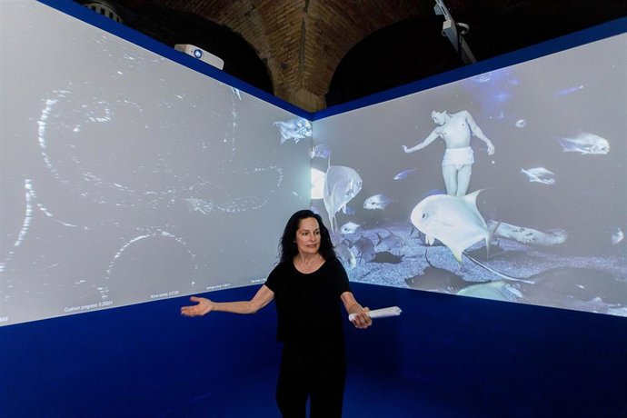 Los antiguos depósitos Pignatelli acogen la muestra de PHotoESPAÑA "Somos agua", de la premiada Isabel Muñoz