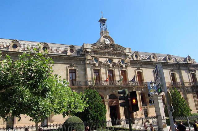 Archivo - Fachada de la Diputación de Jaén.