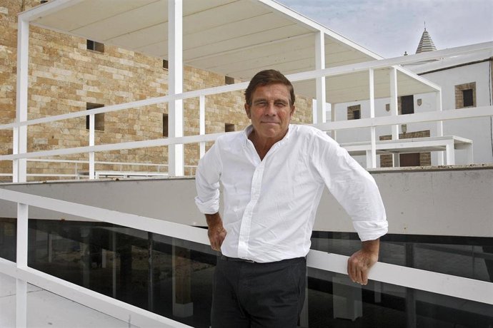 El arquitecto Alberto Campo Baeza, reconocido con el título de 'Colegiado de Honor' por el Colegio de Arquitectos de Sevilla.