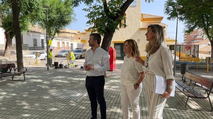 Visita a obras del PFEA.