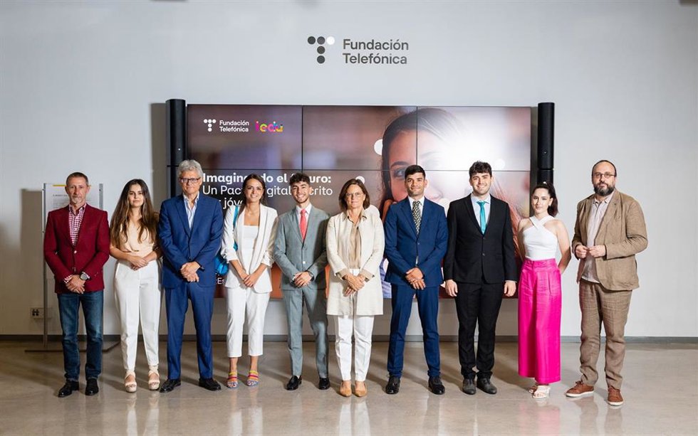 Presentación del proyecto Imaginando el futuro, un Pacto Digital escrito por los jóvenes, impulsado por Telefónica y la Liga Española de Debate Universitario (LEDU).