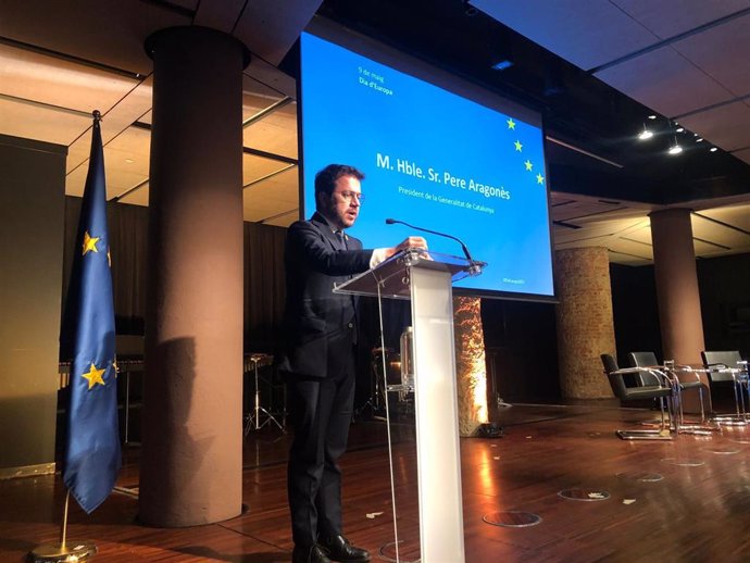 Archivo - El presidente de la Generalitat, Pere Aragons, en el acto de las representaciones de la Unión Europea (UE) en Barcelona por el Día de Europa sobre los jóvenes y su papel en el futuro de Europa. ARCHIVO.