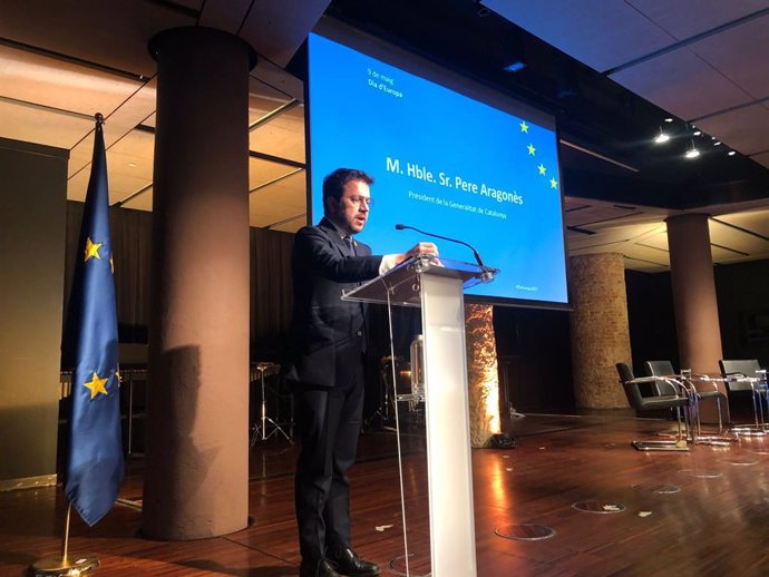 Archivo - El presidente de la Generalitat, Pere Aragons, en el acto de las representaciones de la Unión Europea (UE) en Barcelona por el Día de Europa sobre los jóvenes y su papel en el futuro de Europa.