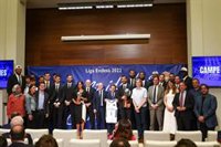 El Real Madrid celebra con Comunidad y Ayuntamiento una Liga Endesa "con una emoción especial"