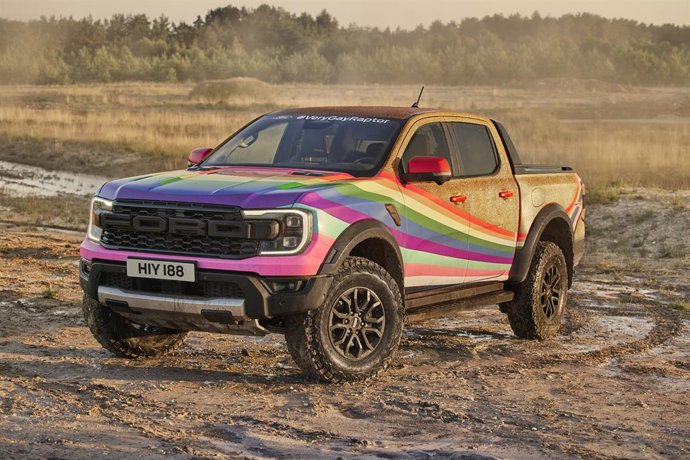 Archivo - Ford Ranger Raptor, decorado para apoyar a la comunidad LGTBIQ+.