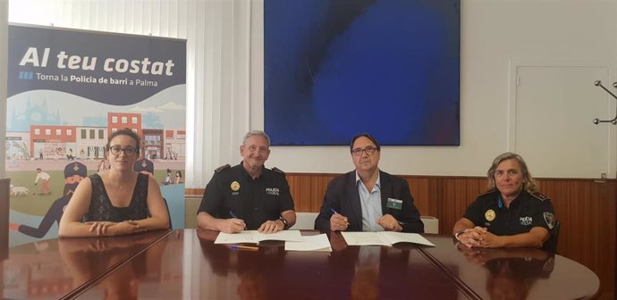 La Policía Local de Palma y la International Police Association colaboran para sensibilizar en materia de seguridad.