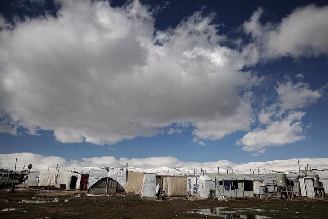 Archivo - Campamento de refugiados sirios en el valle de la Becá, en Líbano