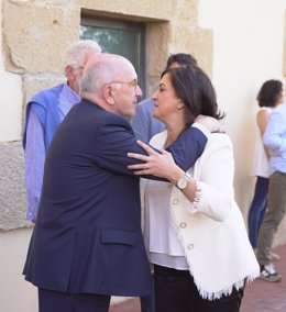 La presidenta de La Rioja, Concha Andreu y el exministro Joaquín Almunia en el foro 'Retos económicos de España y Europa', en el restaurante Delicatto, a 21 de junio de 2022, en Logroño, La Rioja (España).