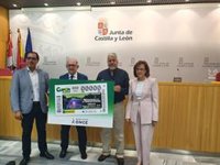 La ONCE difundirá en cinco millones de cupones la Sierra de Gredos y  Músicos en la Naturaleza