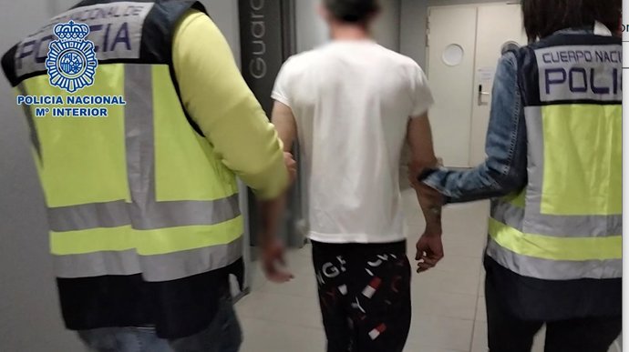 Imagen de archivo de una detención de la Policía Nacional