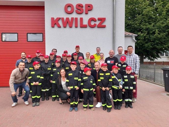 Los efectivos han supervisado la plataforma que se pondrá en marcha para los cadetes de los bomberos europeos.