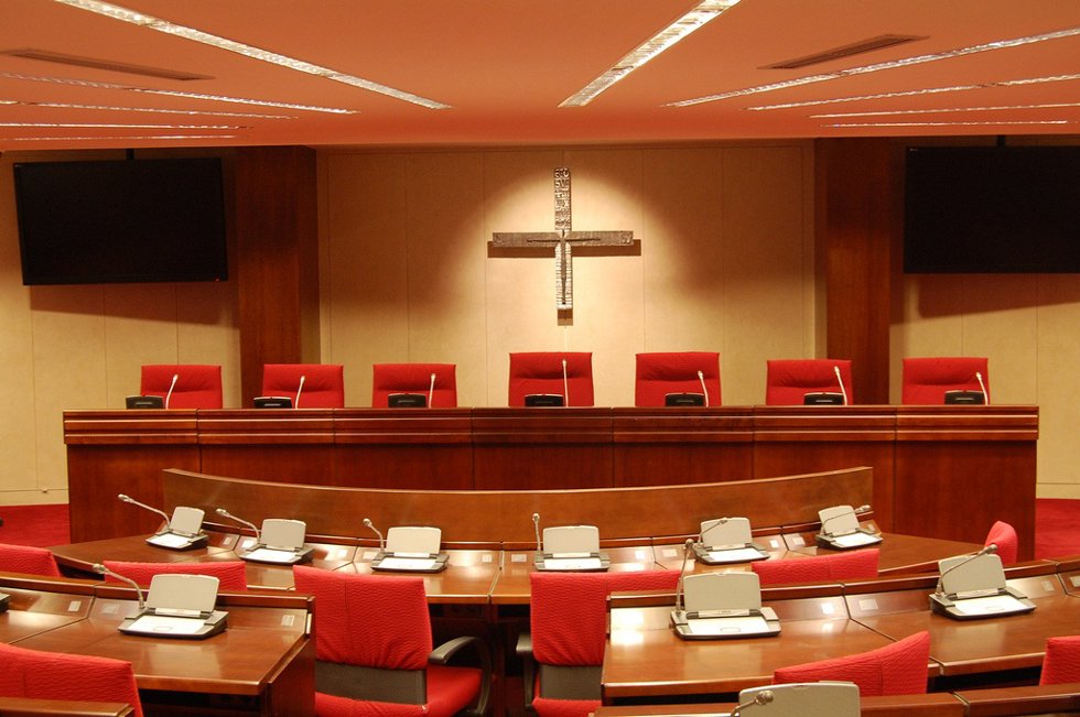 Archivo - Sala de la Conferencia Episcopal Española.