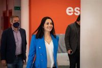 Arrimadas reconoce que Cs ha cometido "muchos errores" y destaca los de 2019, cuando Rivera era el líder del partido