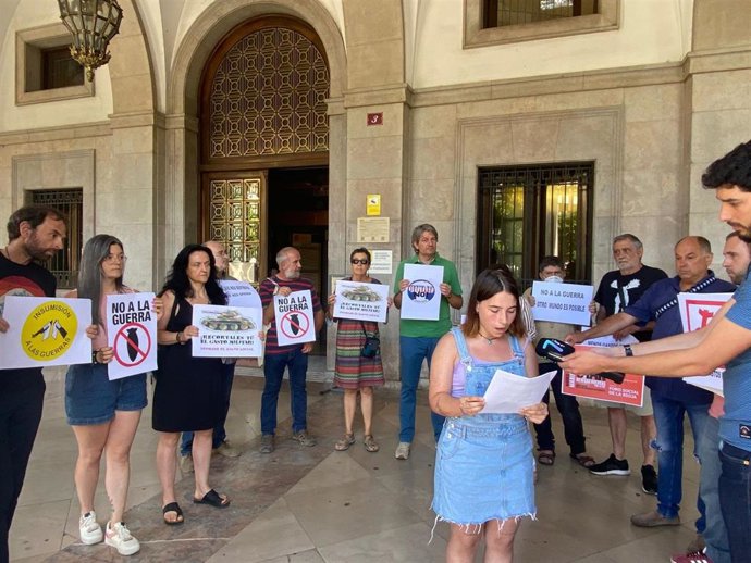 Lectura Manifiesto contra OTAN del Foro Social de La Rioja