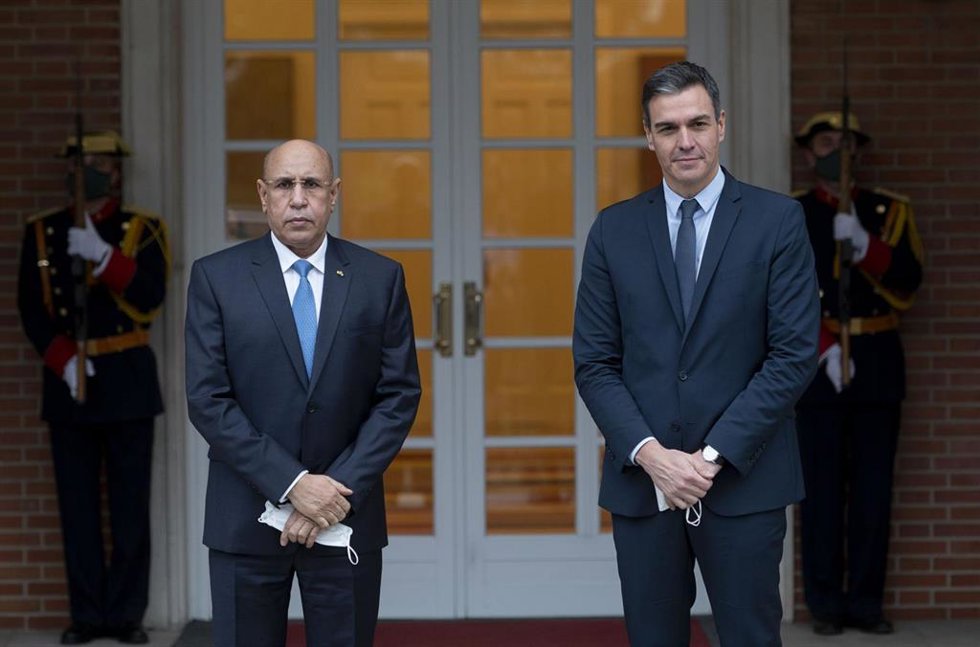 Archivo - El presidente del Gobierno, Pedro Sánchez, recibe al presidente de Mauritania, Mohamed Ould Ghazouani
