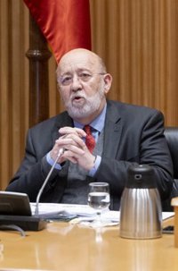 El Gobierno moderniza la estructura del CIS para "aumentar la profesionalidad" y que sea "útil" para la Administración