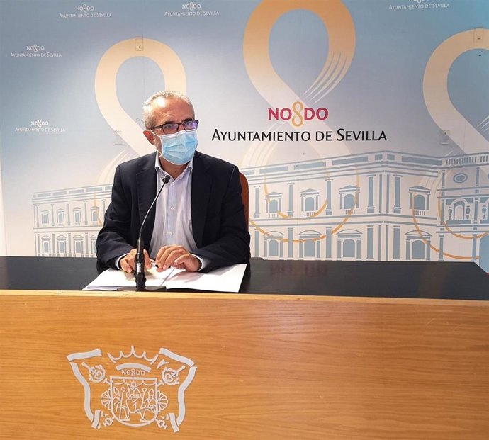 Archivo - El delegado de Hábitat Urbano, Juan Manuel Flores, en foto de archivo.